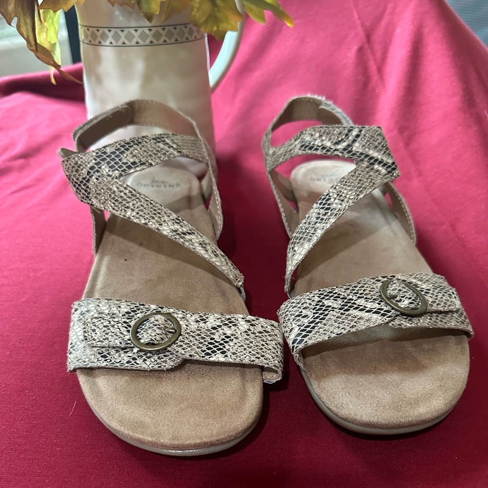 Earth sandals